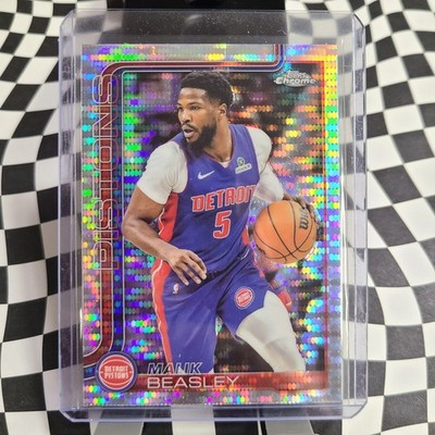 2025 Topps Chrome Basketball Pulsar Refractor Malik Beasley #36 Pistons