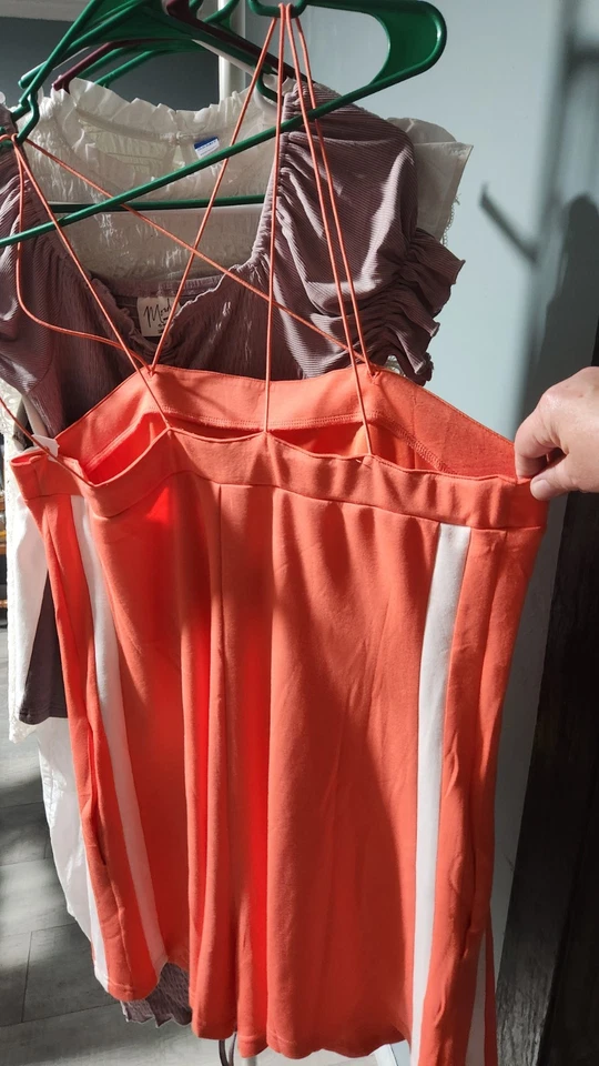 Mameluco Boutique Spaghetti Sprap naranja con rayas blancas. Talla grande. NUEVO SIN ETIQUETAS. Foto 3 de 4