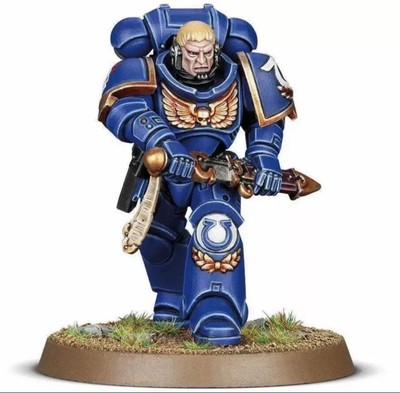Warhammer 40K Space MarineLieutenant Calsius Limited edition Games Workshop Gw