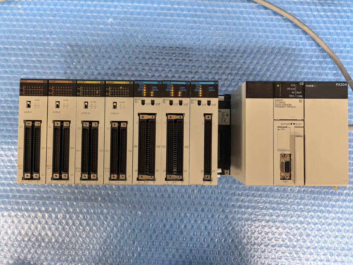 OMRON PA204 SYSMAC CS1G-CPU43H NC213 NC413 OD261 ID261 OMRON PA204 SYSMAC CS1G-CPU43H NC213 NC413 OD261 ID261