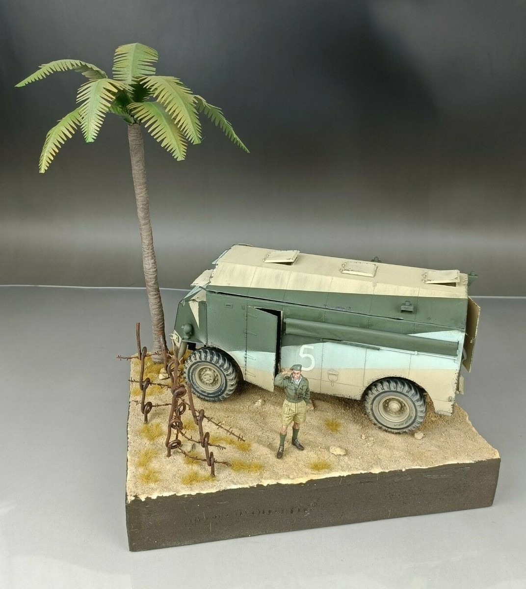いろいろなフィギュア Tamiya 35227 1/35 Model Kit WWII German Heavy Tank Tiger I