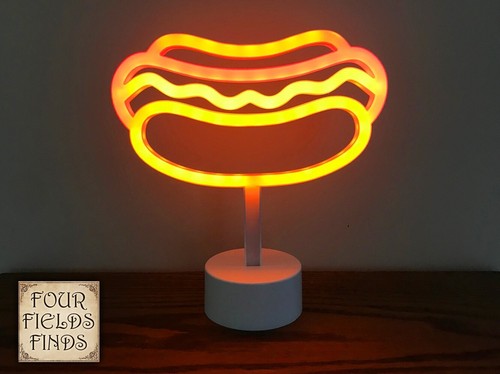 White HOT DOG Neon Light Sign Kitchen / Room Decor, Gag Gift -Battery Operated
