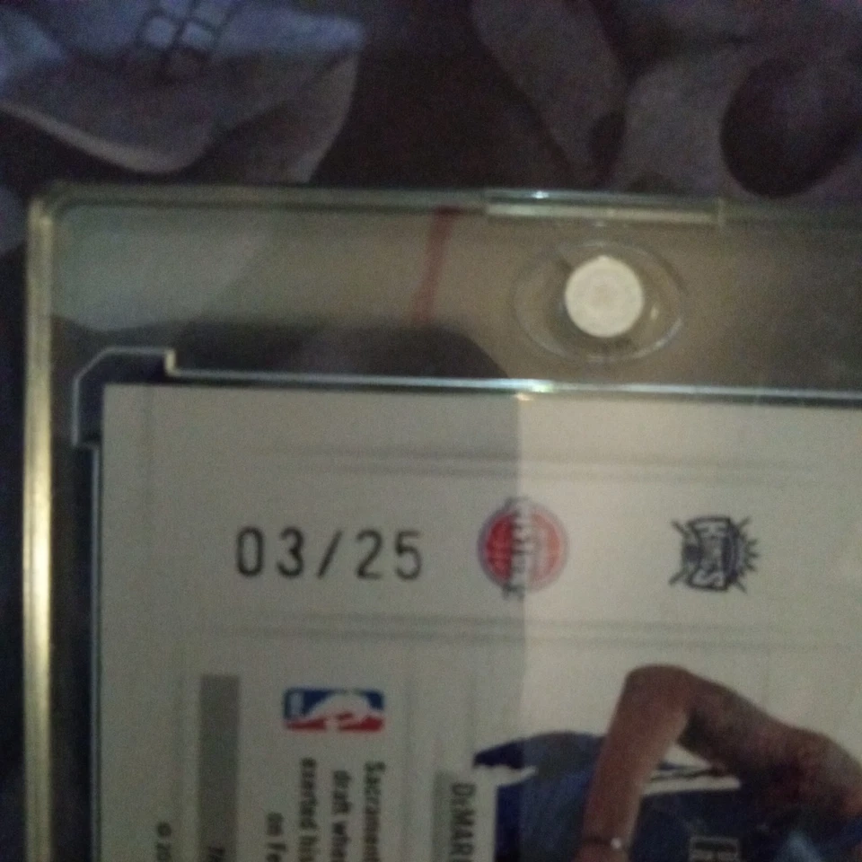 Demarcus Cousins/Greg Monroe Season Update 2010/11 Rookie RC Auto Autograph #/25 - Image 3 of 3
