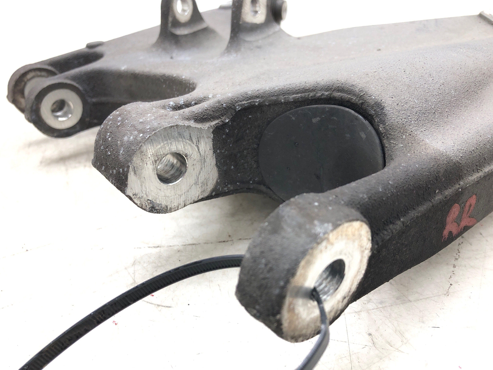2006-2012 BENTLEY CONTINENTAL OEM RIGHT REAR LOWER CONTROL ARM