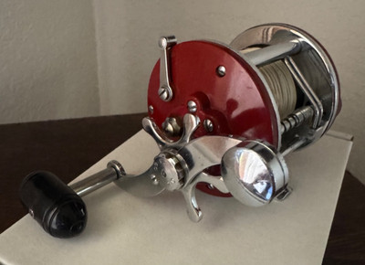 Vintage Penn Peerless No 9 Fishing Reel Maroon w/ Black Handle Made in USA  NICE