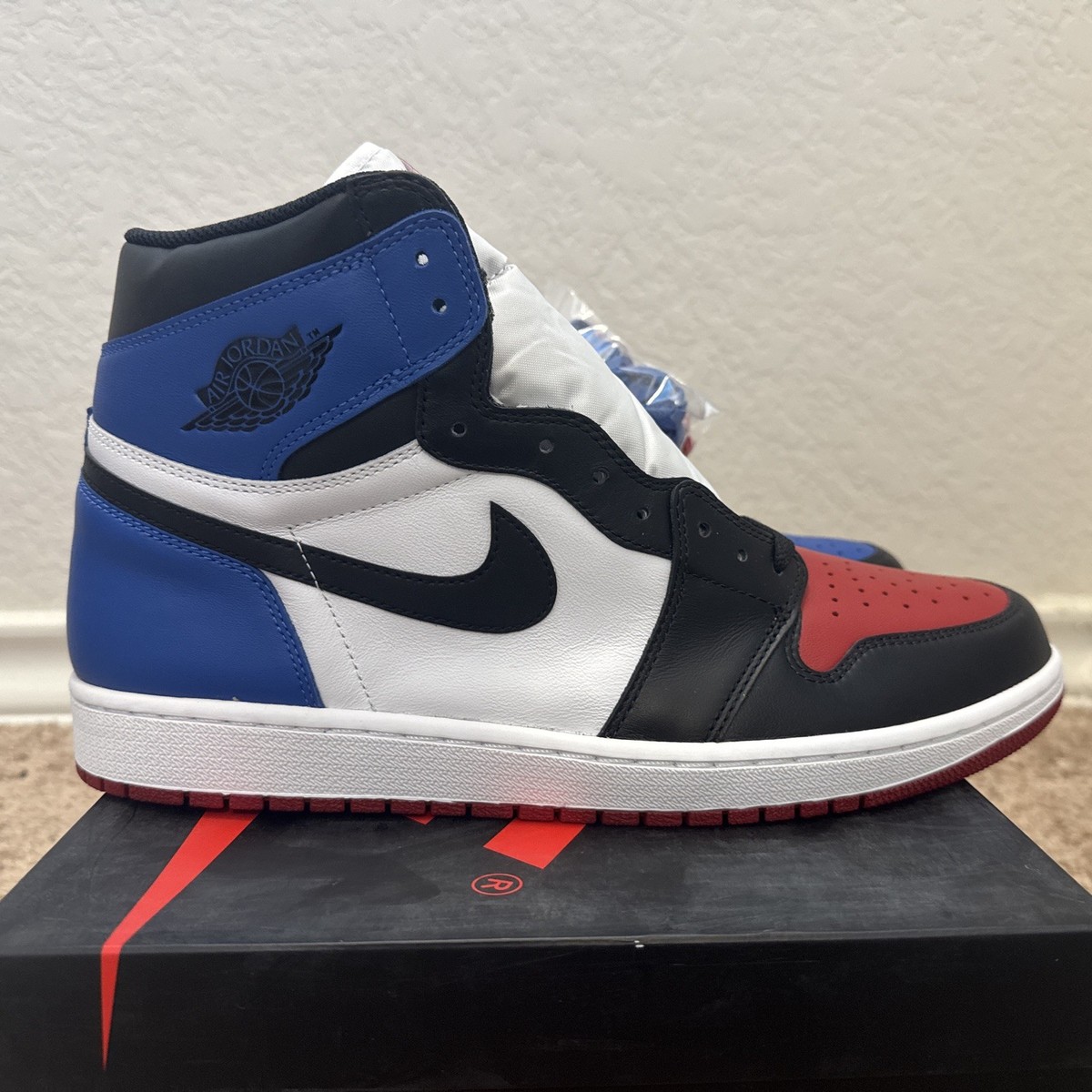 靴 NIKE AIR JORDAN 1 RETRO HIGH OG TOP3 Buy Air Jordan 1 Retro High OG 'Top 3' - 555088 026 | GOAT