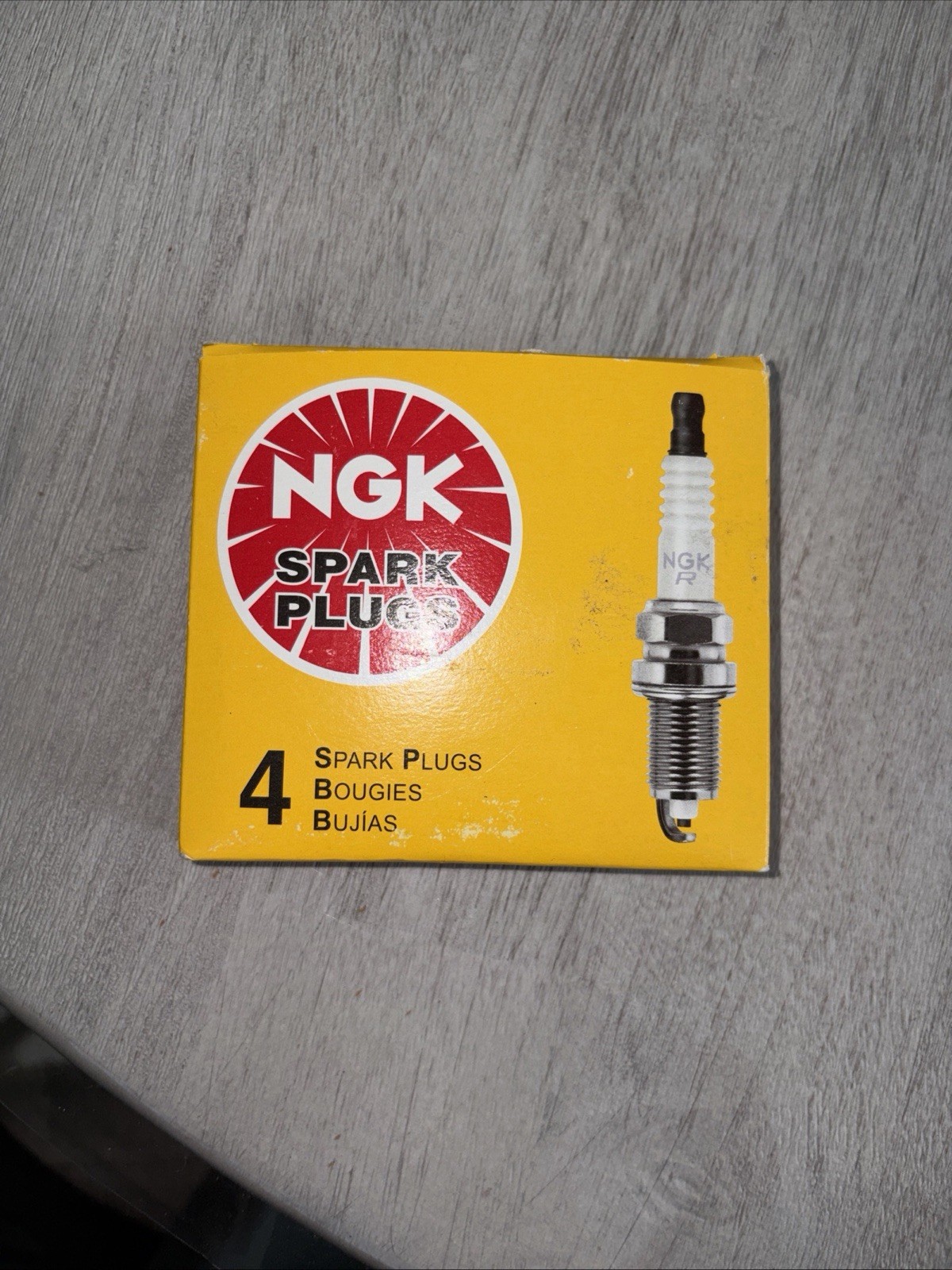 NGK SPARK PLUGS 3961,  BR8ES