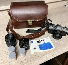 Minolta XG-M Film 35mm SLR Film Camera w/ extra Lens Lot Tested Works Well