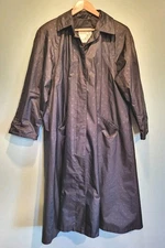 Vtg London Towne Black Trench Raincoat  Pockets Sz 6p