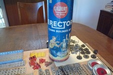 Vintage 1959 Gilbert Erector Young Builders Set w/Cannister and lid