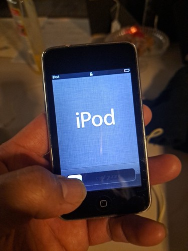 Combo iLive iSP491W Speaker System Dock And Ipod Touch A1318 Factory Reset Ready - Picture 17 of 21