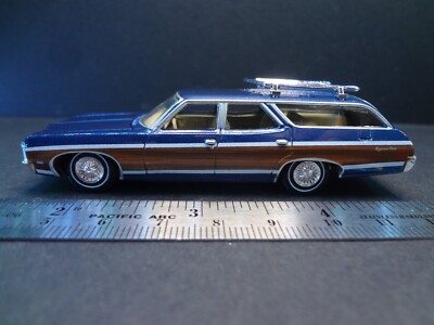Auto World 1970 Chevy Kingswood Estate fathom blue - Loose 64
