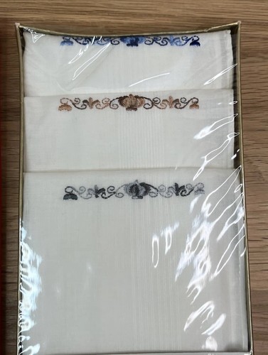 Men’s Handkerchiefs Heritage Cotton Rolled Hem White Set of 3 Vintage New - Picture 2 of 5