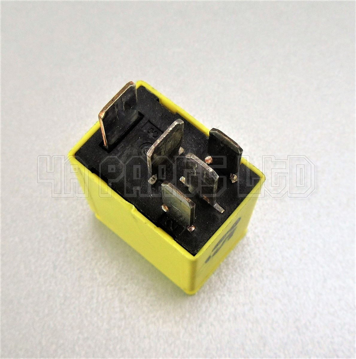 Jaguar S X Type XJ Multi-Use Yellow Relay 5-PIN XR8314B192AA
