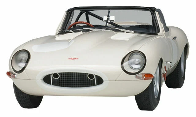 Plástico AUTOart Jaguar Diecast coches, camiones y camionetas