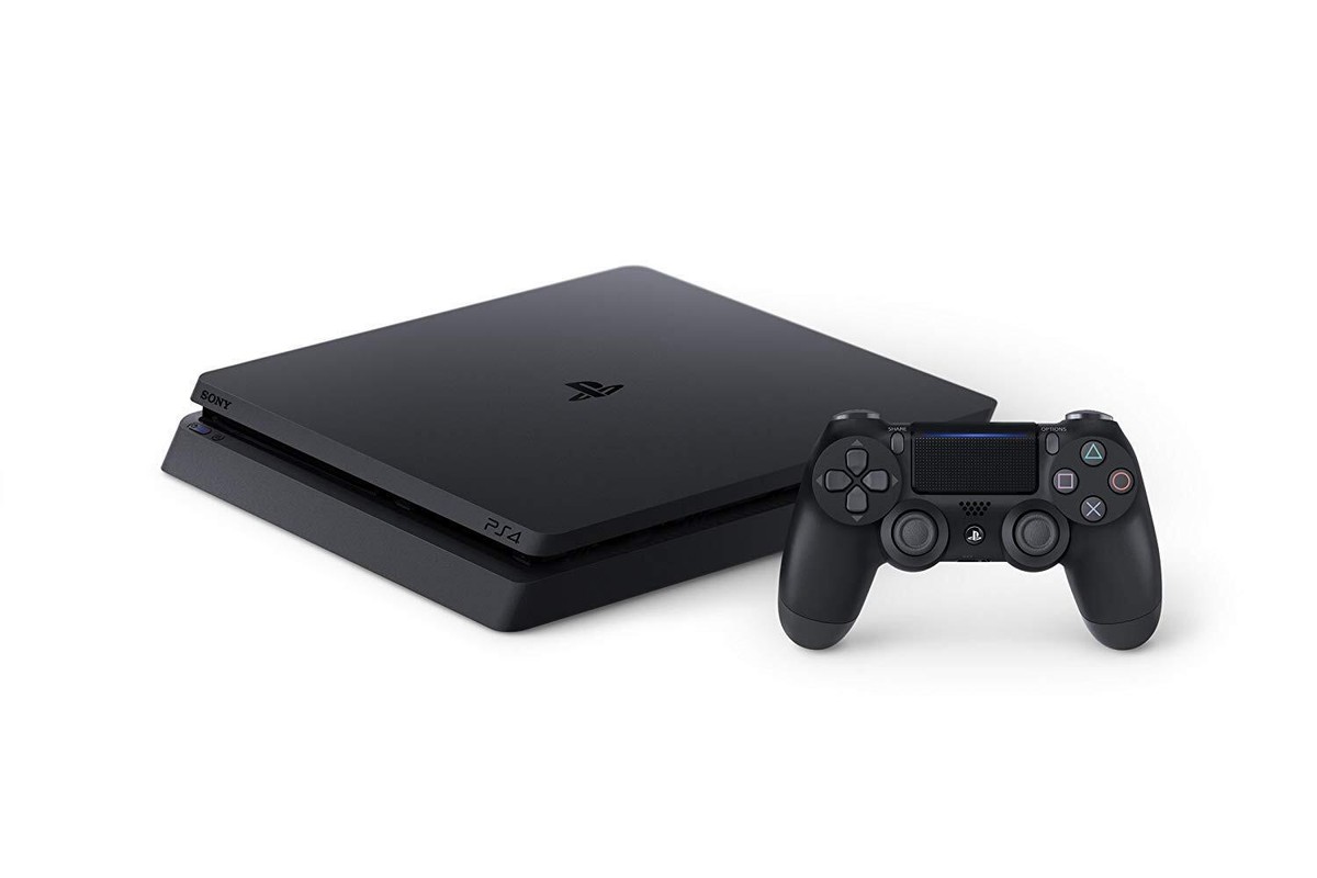 PlayStation 4 Jet Black 500GB (CUH-2200AB01) used JAPAN F/S PlayStation 4 Jet Black 500GB (CUH-2200AB01) used JAPAN F/S
