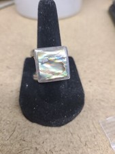 925 Mother of Pearl Ring 15.10 Grams Size 8
