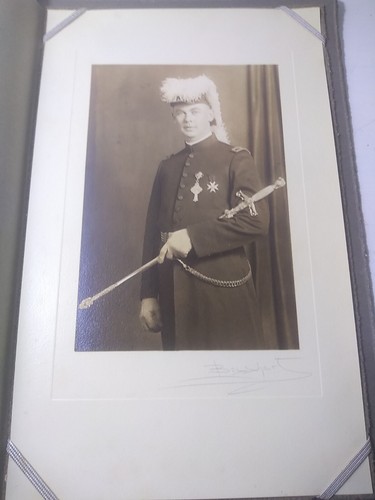 Antique Photo Of Bill Henshke Wearing Freemason Masonic Knights Templar Cross - Picture 2 of 10