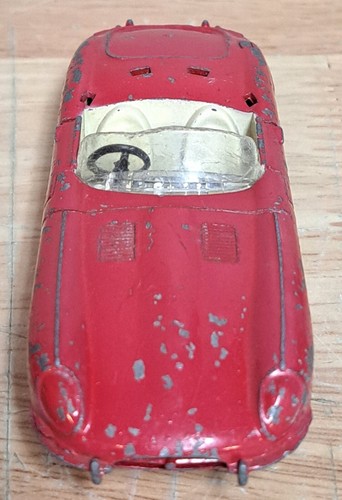 DINKY TOYS JAGUAR E TYPE # 120 VINTAGE DIECAST - Picture 2 of 5