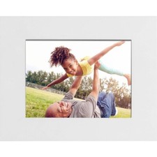 POLAROID 7" Hi-Res Digital Photo Frame  White Frame  Mat