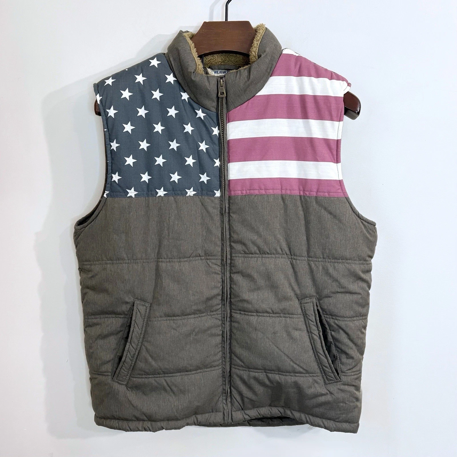 Weatherproof Vintage Men’s Matte Puffer Vest L Khaki/American Flag $100 EUC