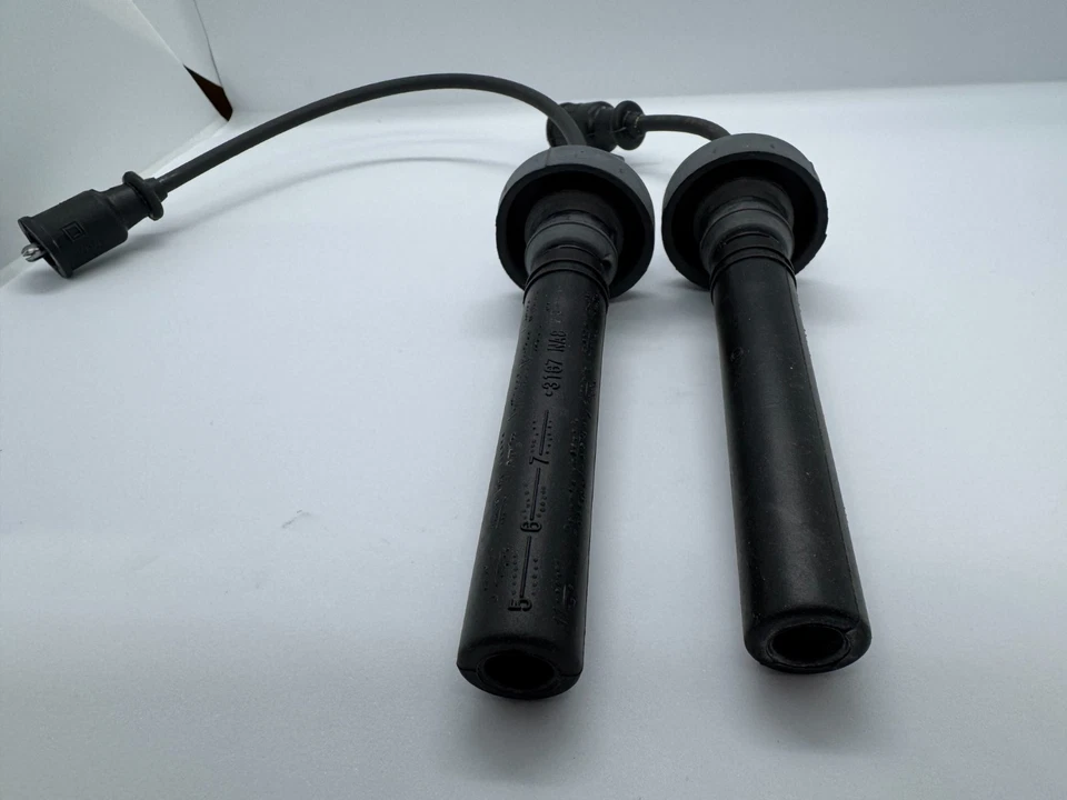 MD365102 Nuevo Juego de cables de bujía originales Mitsubishi OEM Foto 3 de 4
