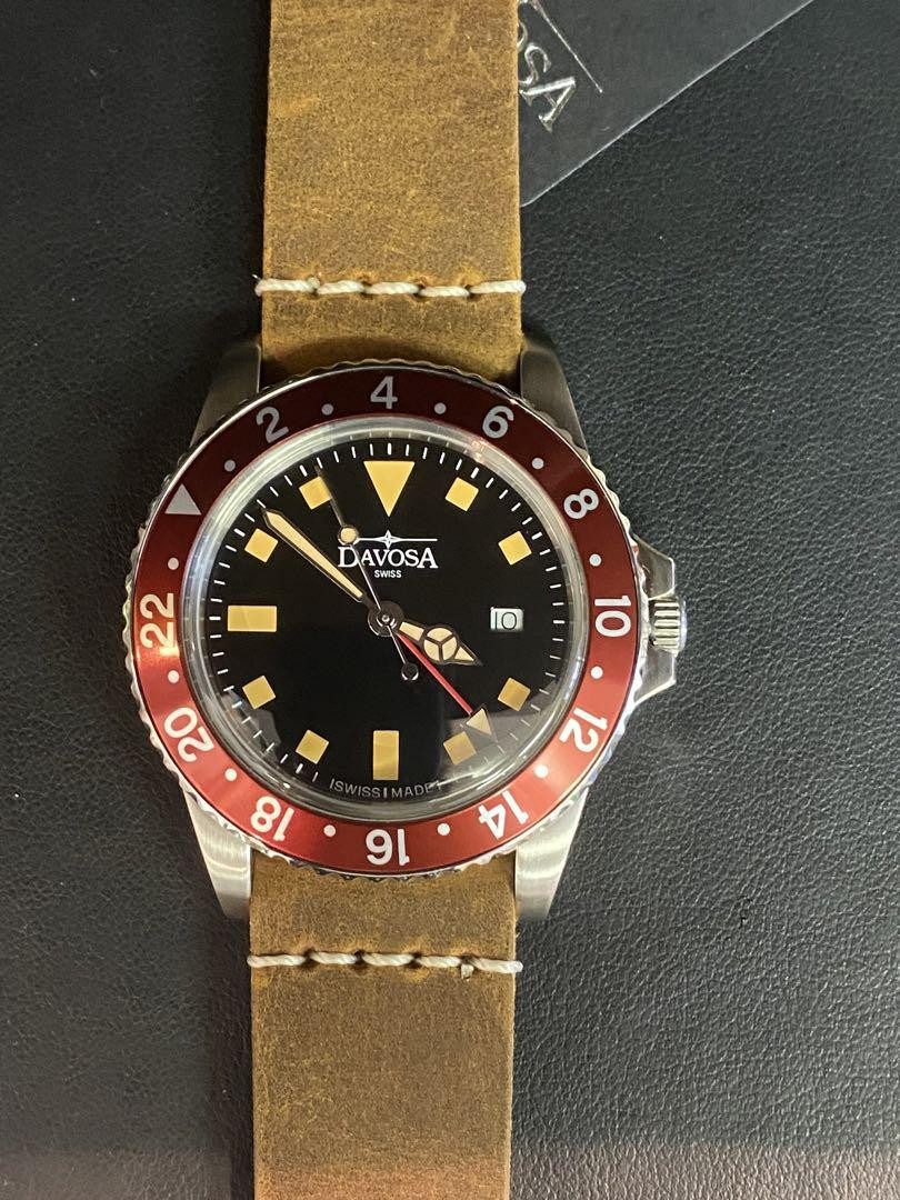 Davosa Vintage Diver GMT Watch Quartz Red 39mm Unused