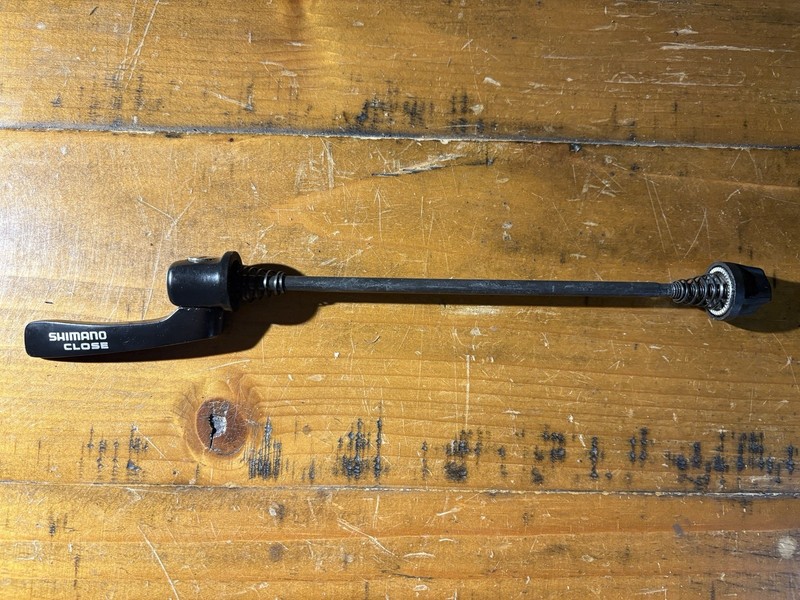 Shimano rear QR skewer, 168mm for 135mm (130mm) spacing 