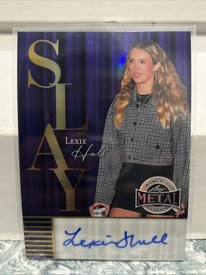 Lexie Hull 2025 Leaf Metal Women of Sport Purple Slay Auto /4 SA-LH1