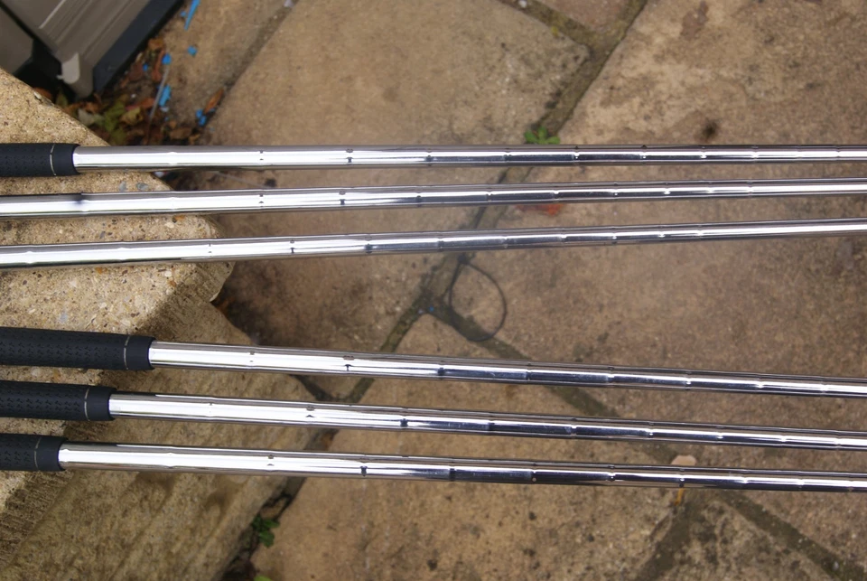 e ADAMS GOLF Idea Super S Men Iron Set 5-PW Steel (7-Iron 37") LEFT H - Image 2 of 4