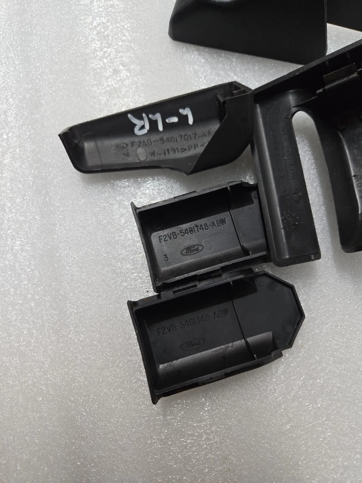 CUBIERTAS DE ASIENTO ELÉCTRICAS FORD CROWN VICTORIA PROTECTORES DE PISO (7 de 8) F2VB-5461748-ABW Foto 3 de 4