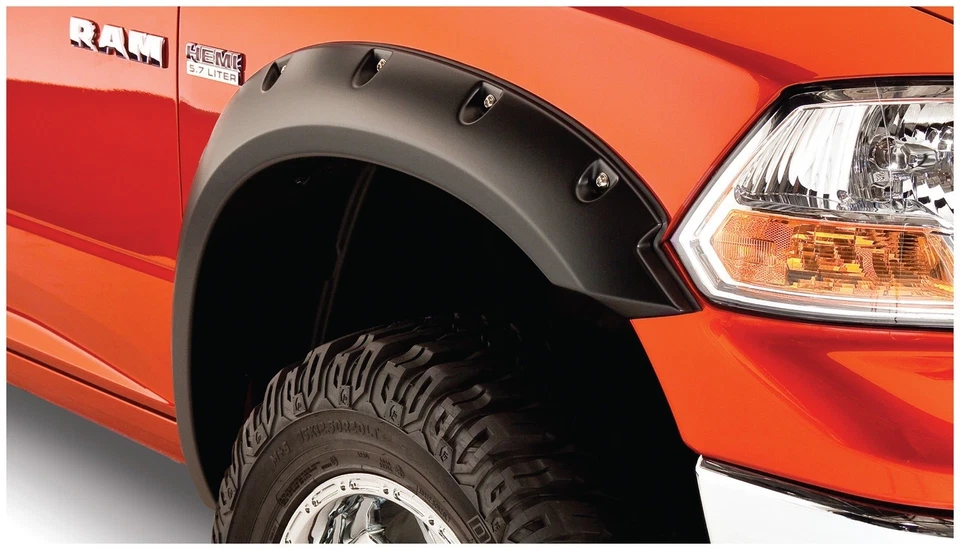 Guardabarros Bushwacker 50915-02 estilo bolsillo llamaradas para 1500 1500 Classic Ram 1500 Foto 2 de 4