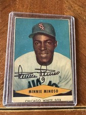 Minnie Minoso# 9  RedHeart” Autographed ‘Big League Dog Food’Baseball Card