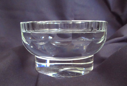 Oleg Cassini Small Round Crystal Heavy Base Edge Detail w/Box Signed VGUC - Picture 3 of 6