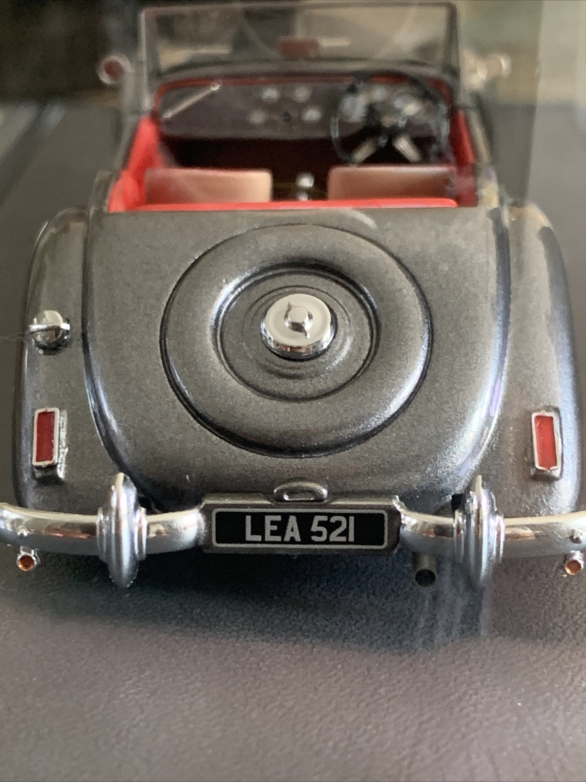 Foto 19 di 24