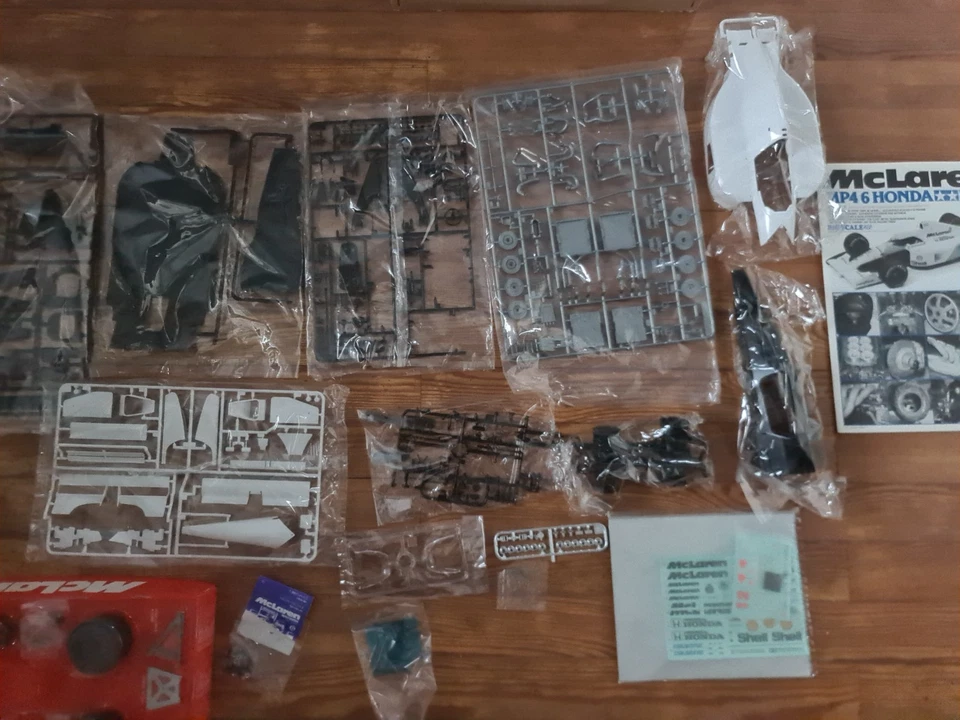 McLaren TAMIYA MP4 6 Honda: Big Scale Series: 1:12 Scale: - Bild 4 von 4