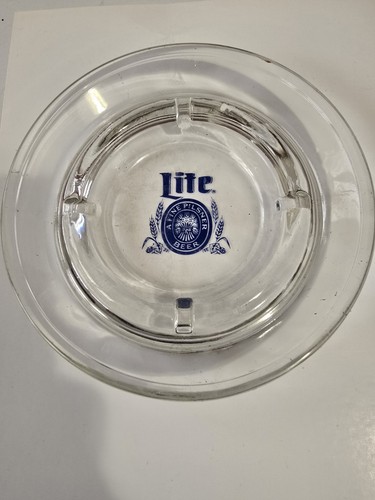 Vntg (Miller) "Lite A Fine Pilsner Beer" Round Glass Advertising Ashtray 6.25"