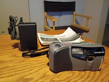 Olympus D-200 L Digital Camera Power Supply, Manual Tested