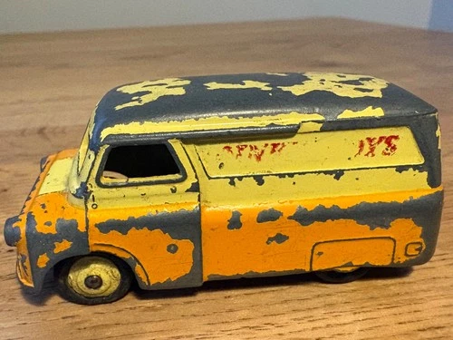 VINTAGE DINKY TOYS - 482 - BEDFORD DINKY TOYS VAN - YELLOW/ORANGE - MECCANO LTD