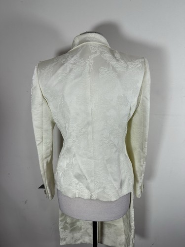 Kasper Women’s Ivory Color Long Sleeve Jacket Skirt Suit Set Size 6 - Picture 3 of 9