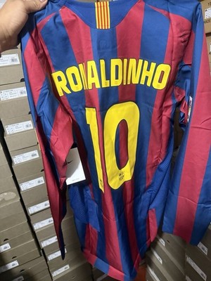 Nike FC BARCELONA 05/06 REISSUE HOME SHIRT- RONALDINHO 10 - 100