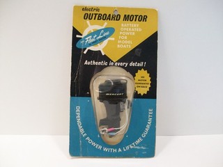 VINTAGE MERCURY 500 PLASTIC K&O FLEET LINE TOY OUTBOARD MOTOR W/BLISTER PACK