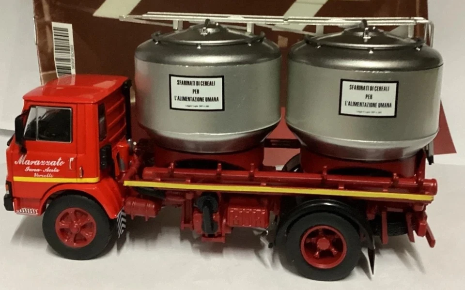 Camion d’epoca OM N100,  Italia 1972  1/43 die-cast  DE AGOSTINI - Immagine 4 di 4