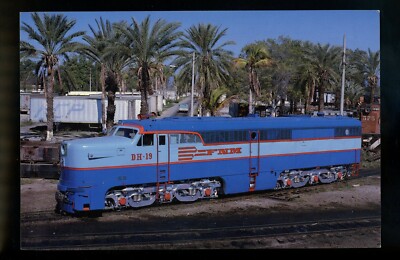 Oversized Train Railroad pc AVD Super RJ102 Ferrocarriles Nacionales México DH19