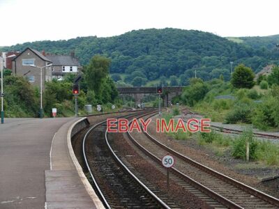 FOTO LLANDUDNO KREUZUNGSBAHNHOF - 2 NACH OSTEN BLICKEND. RECHTS SIND DIE RE