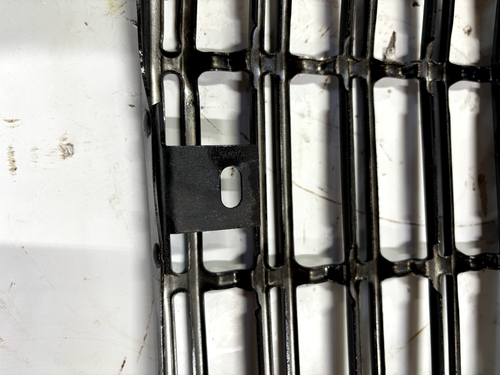 1962 Ford Fairlane 500 Sports Coupe Grille - Picture 7 of 10