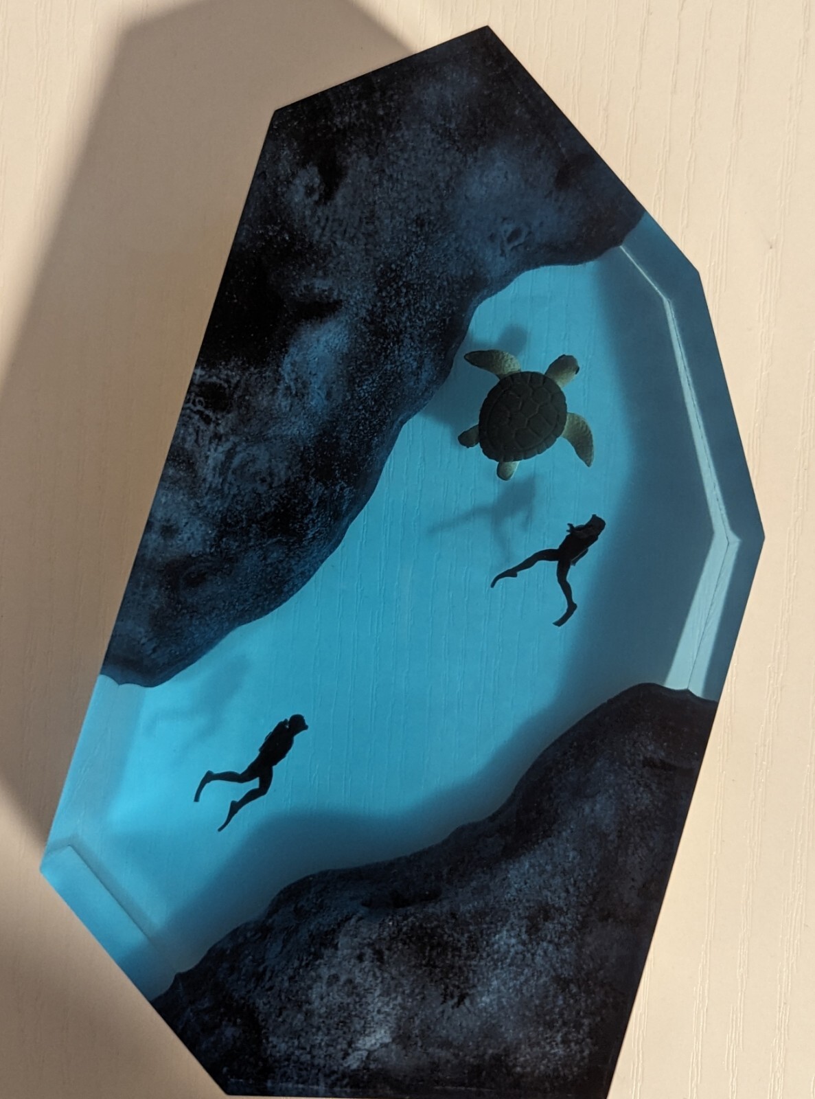 Epoxy Wood Ocean Light Resin Sea turtle Divers Light Up Decor LED Base-image