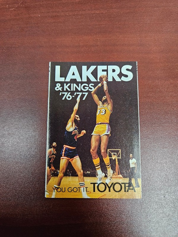 ES25 Los Angeles Lakers/Kings 1976/77 NBA/NHL Pocket Schedule - Toyota