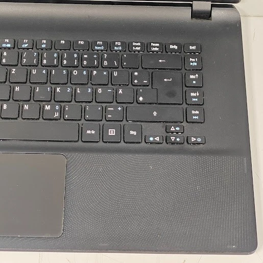 Acer Aspire ES1-520-33W7 Laptop - AMD E1-2500, AMD Radeon HD, 8GB RAM - Image 4 of 4