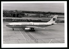 Fotografie Flugzeug Airbus A300, Passagierflugzeug der Tunis Air, Kennung TS-IM